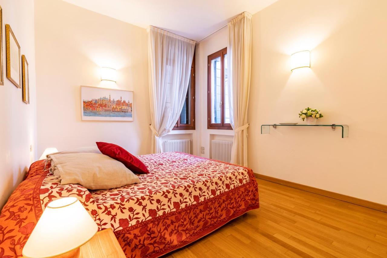 Ca Jole San Marco Apartment M02704210223 Venecia Exterior foto